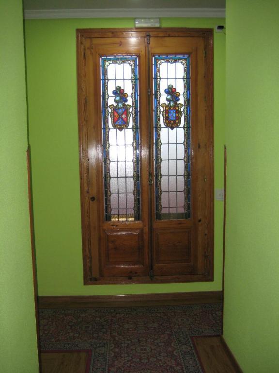Hostal La Selecta Madrid Exterior photo